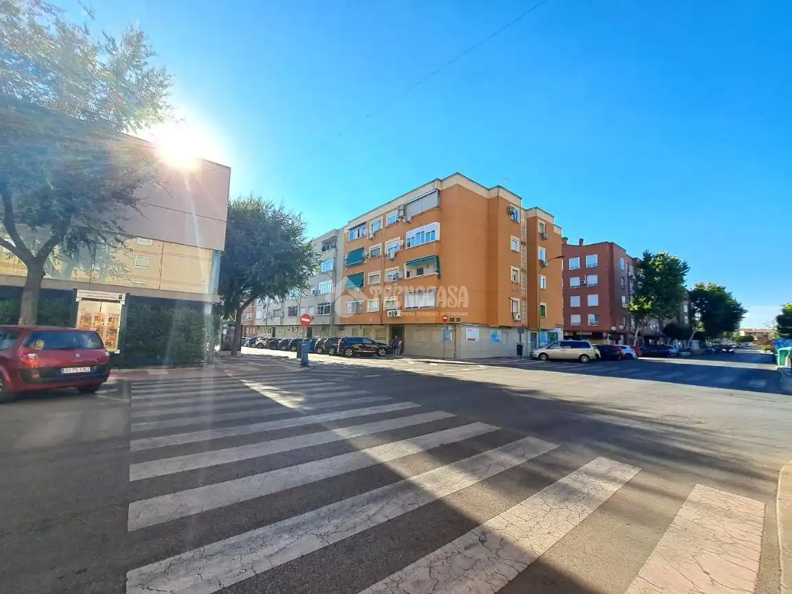 Vista exterior de Piso en venta en Parla con Aire acondicionado, Calefacción y Internet