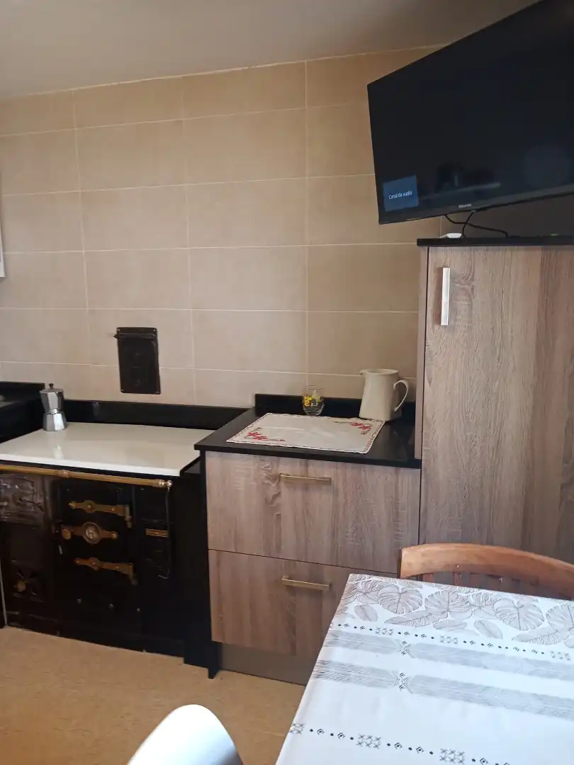 Cuina de Casa adosada en venda en Caso amb Moblat