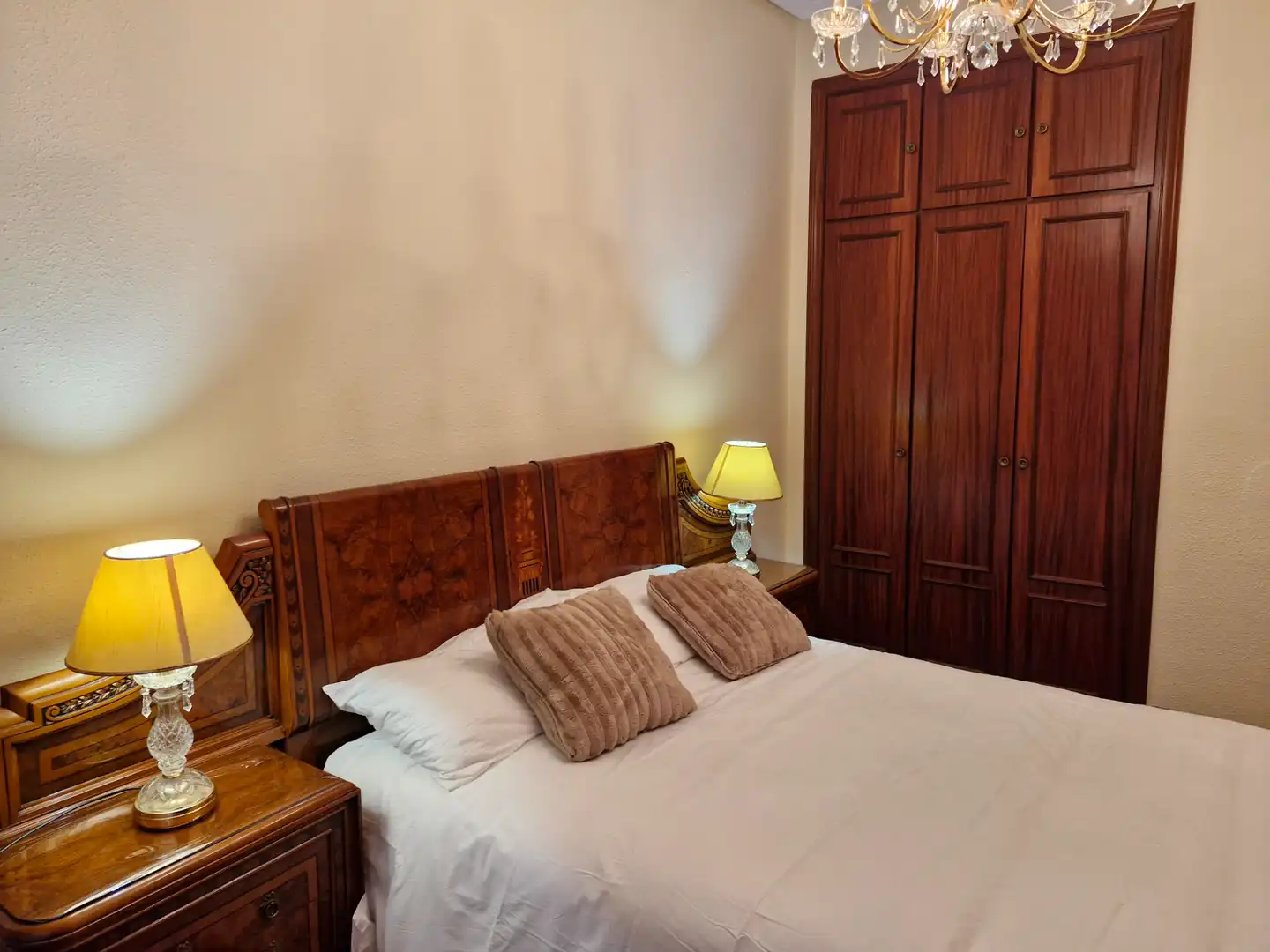 Habitación de Piso de alquiler en Bilbao  con Calefacción, Parquet y Amueblado