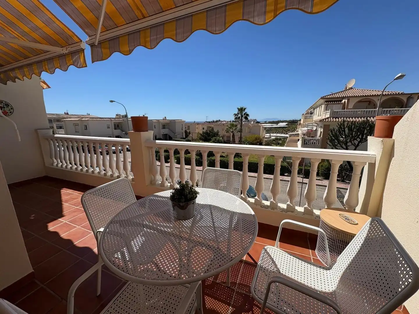 Terrassa de Apartament de lloguer en Torrox amb Terrassa i Piscina comunitària