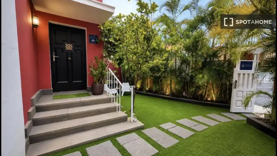 Terrace of Flat for share in Las Palmas de Gran Canaria  with Air Conditioner, Terrace and Furnished