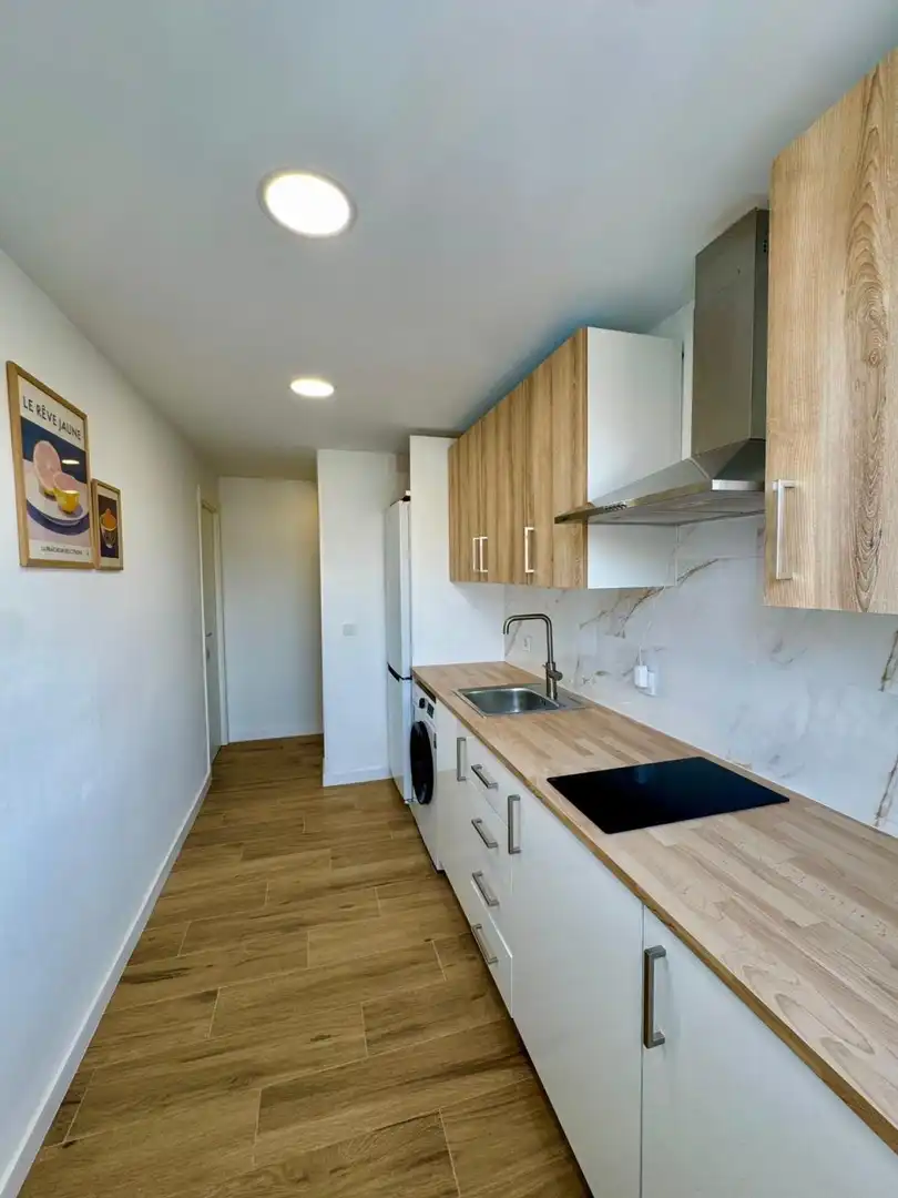 Cocina de Piso en venta en Benidorm con Calefacción, Amueblado y Balcón