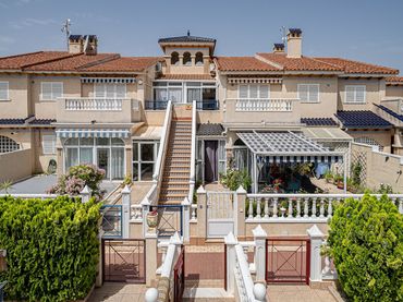 Apartment mit Pool zum Verkauf in Orihuela Costa