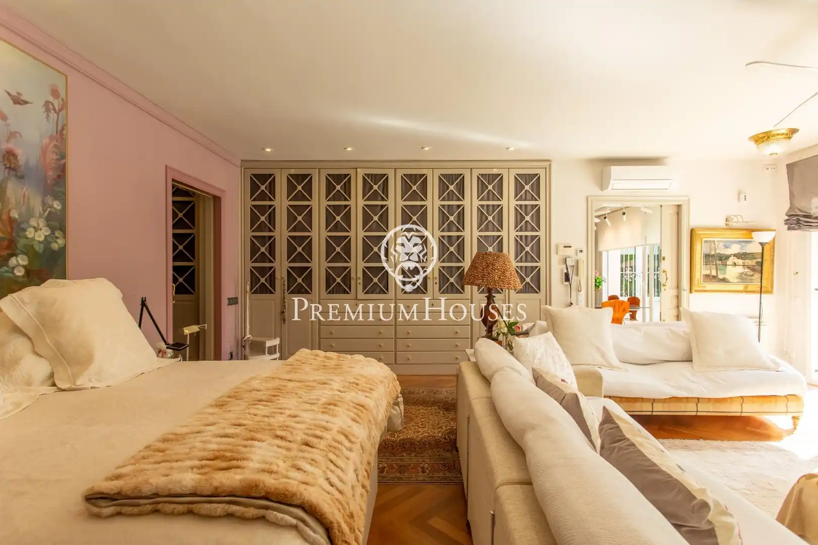 Houses for sale in Califòrnia - Santa Madrona