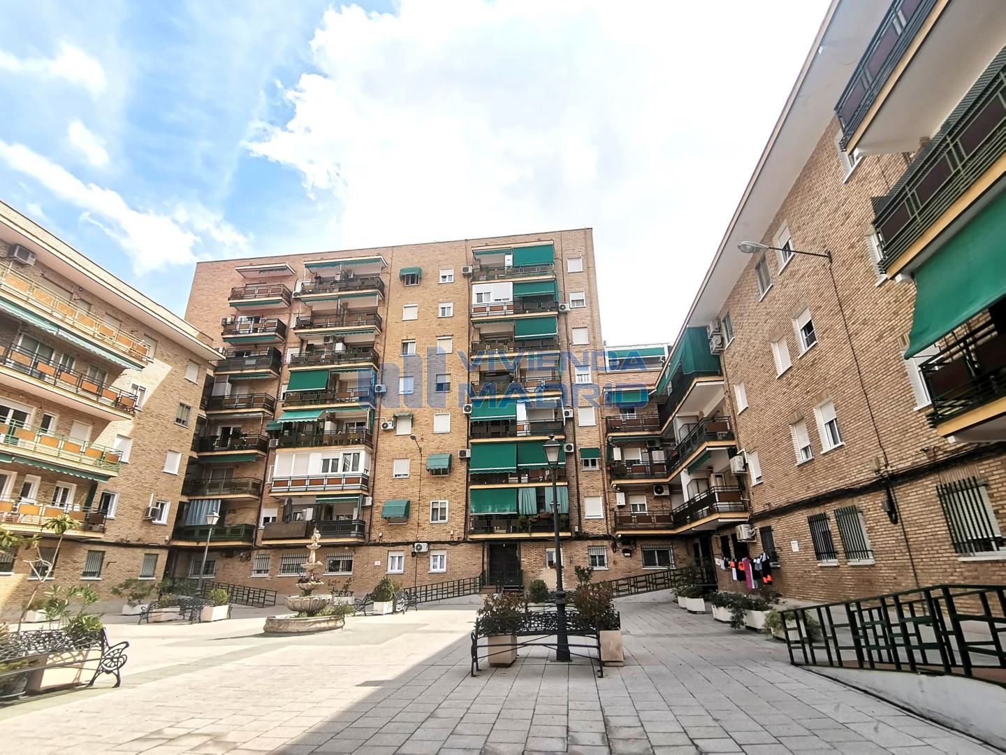 Vista exterior de Pis en venda en Getafe amb Aire condicionat, Calefacció i Moblat