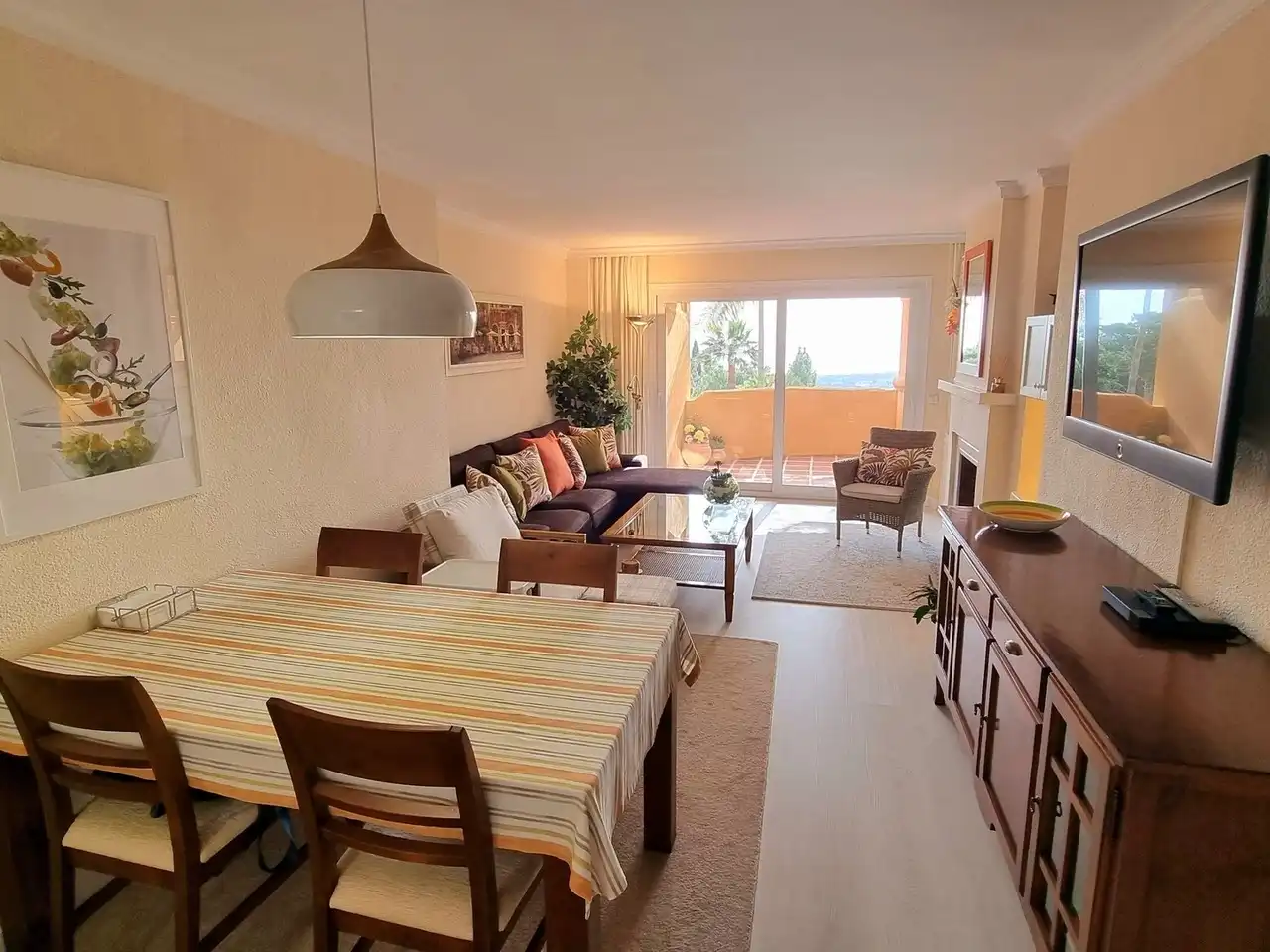 Apartament amb piscina en venda a Calahonda, imagen 7