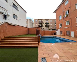 Piscina de Pis en venda en Linares amb Aire condicionat, Calefacció i Balcó