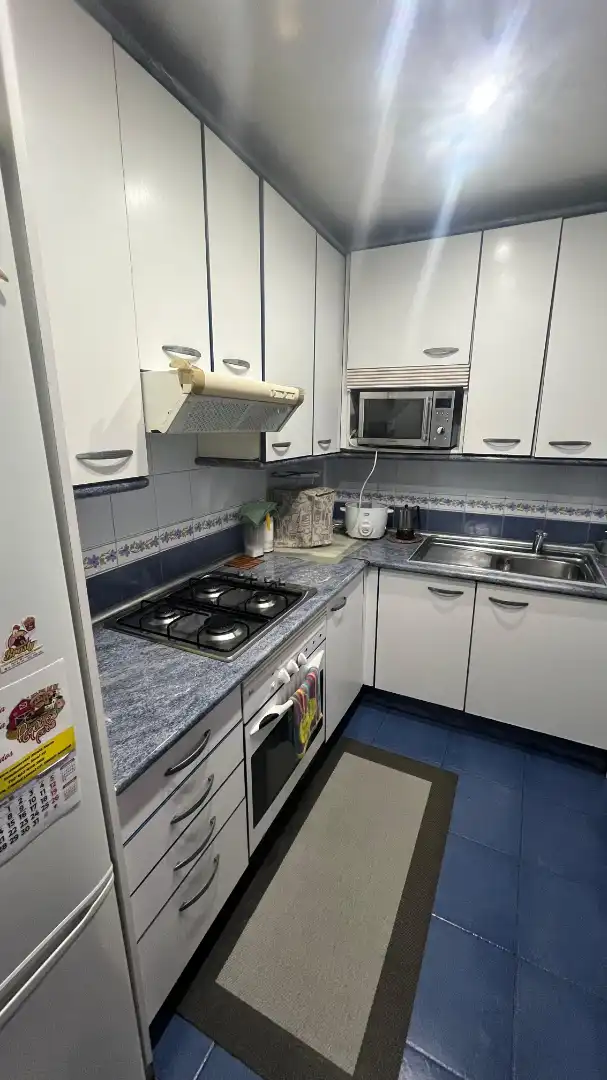 Cuina de Pis en venda en Madrid amb Calefacció, Terrassa i Moblat