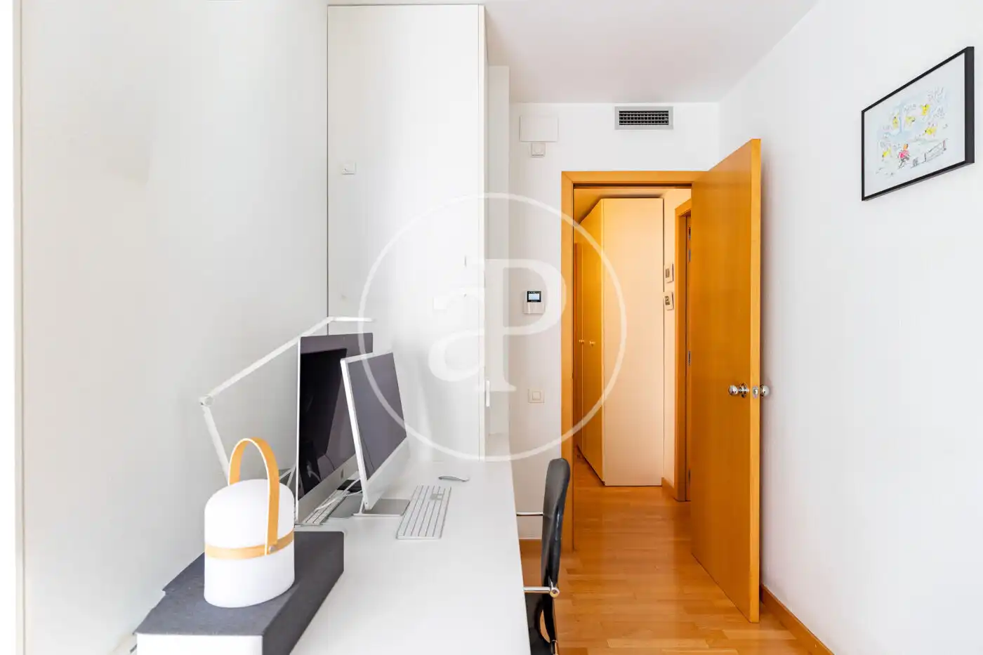 Flat for sale in Barcelona  with Air Conditioner, Heating and Terrace