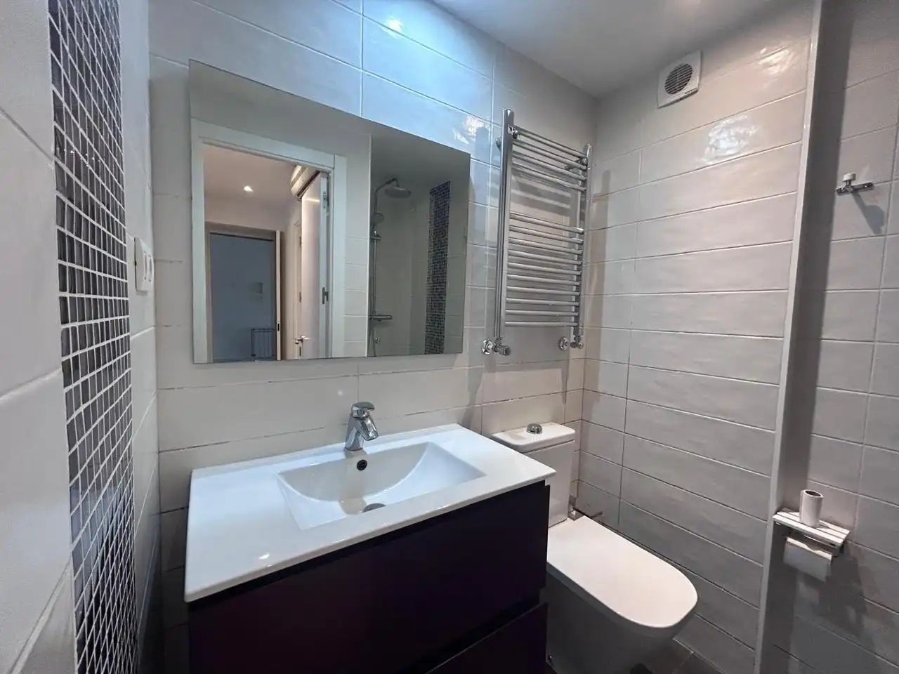 Bathroom of Attic for sale in Castelldefels  with Air Conditioner, Heating and Terrace