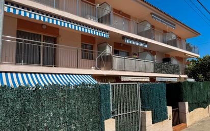 Vista exterior de Apartament en venda en L'Escala amb Terrassa