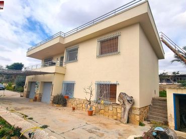 Casa rustica con piscina in vendita a Juzgados - Plaza de Toros