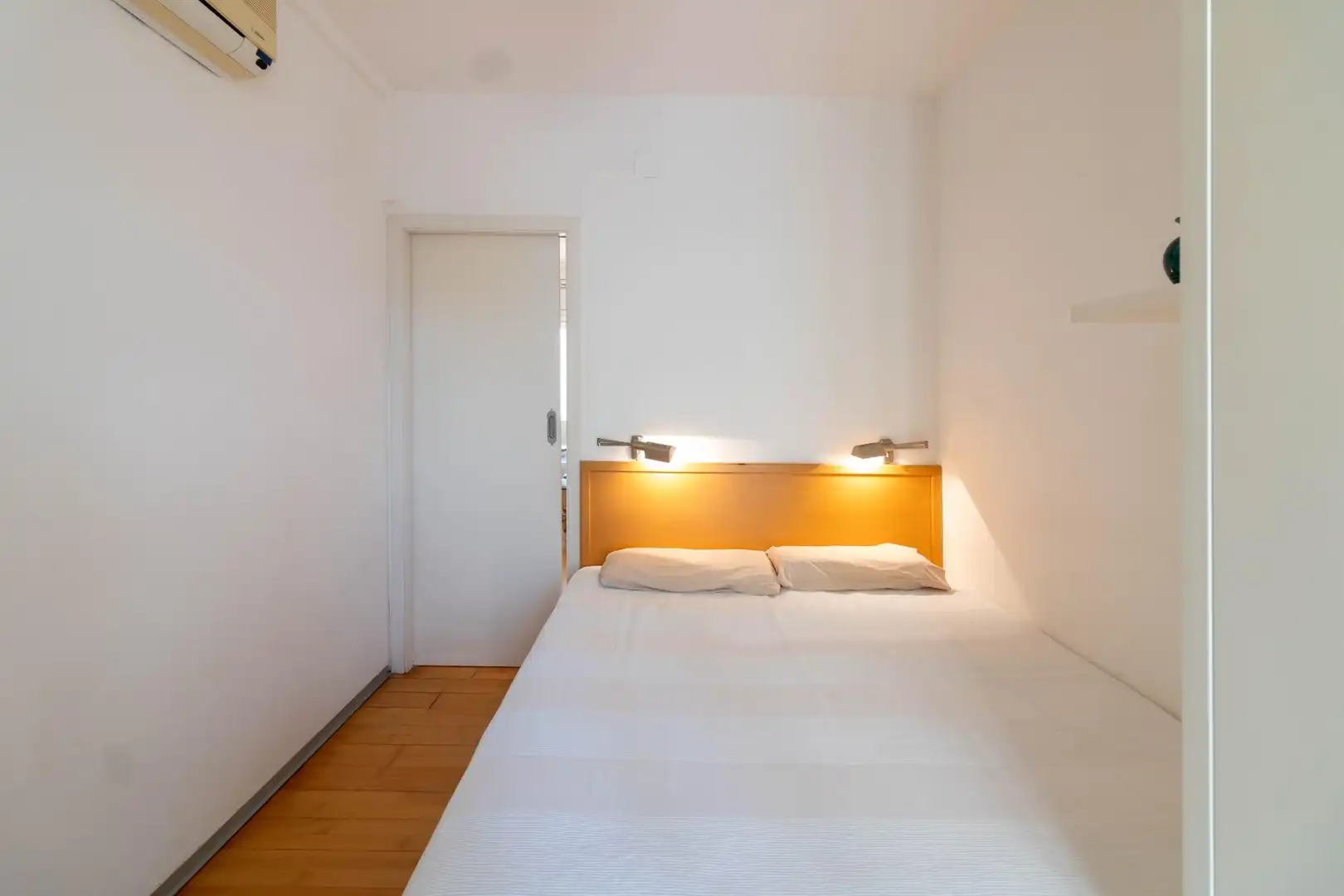 Dormitori de Àtic en venda en Barcelona amb Calefacció, Parquet i Moblat