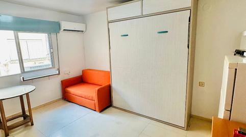 Foto 3 de Estudio de alquiler en Calle Almona de San Juan de Dios, Centro - Sagrario,  Granada Capital