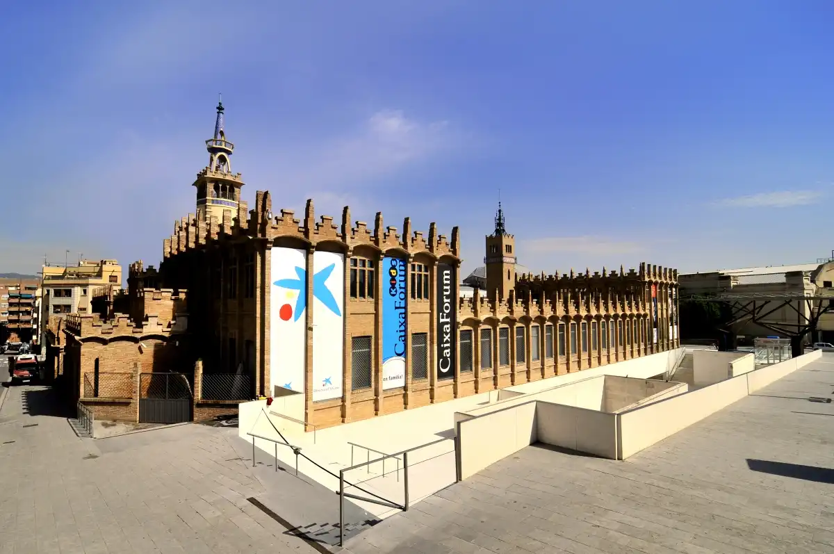 Außenansicht von Wohnung zum Verkauf in Barcelona mit Klimaanlage und Heizung