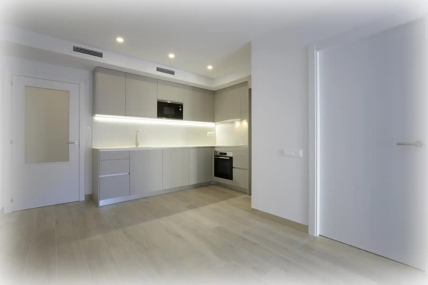 Piso en venta en La Torrassa, Collblanc - La Torrassa