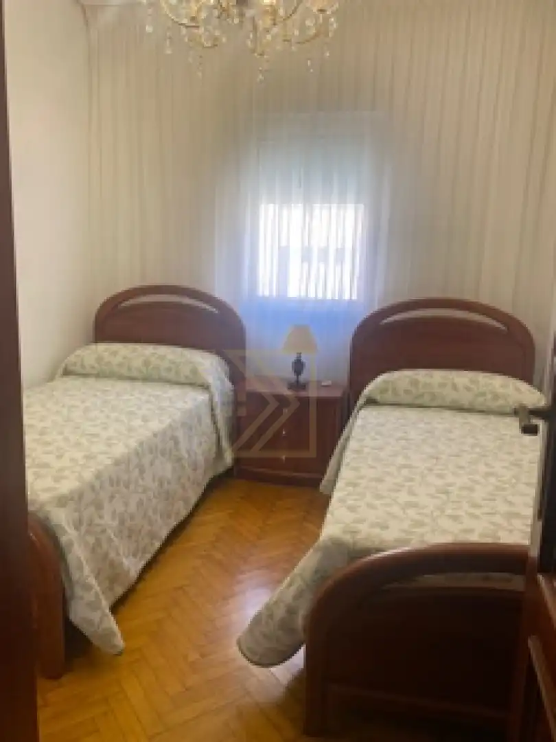Bedroom of Flat for rent in Camargo  with Heating, Parquet flooring and Furnished