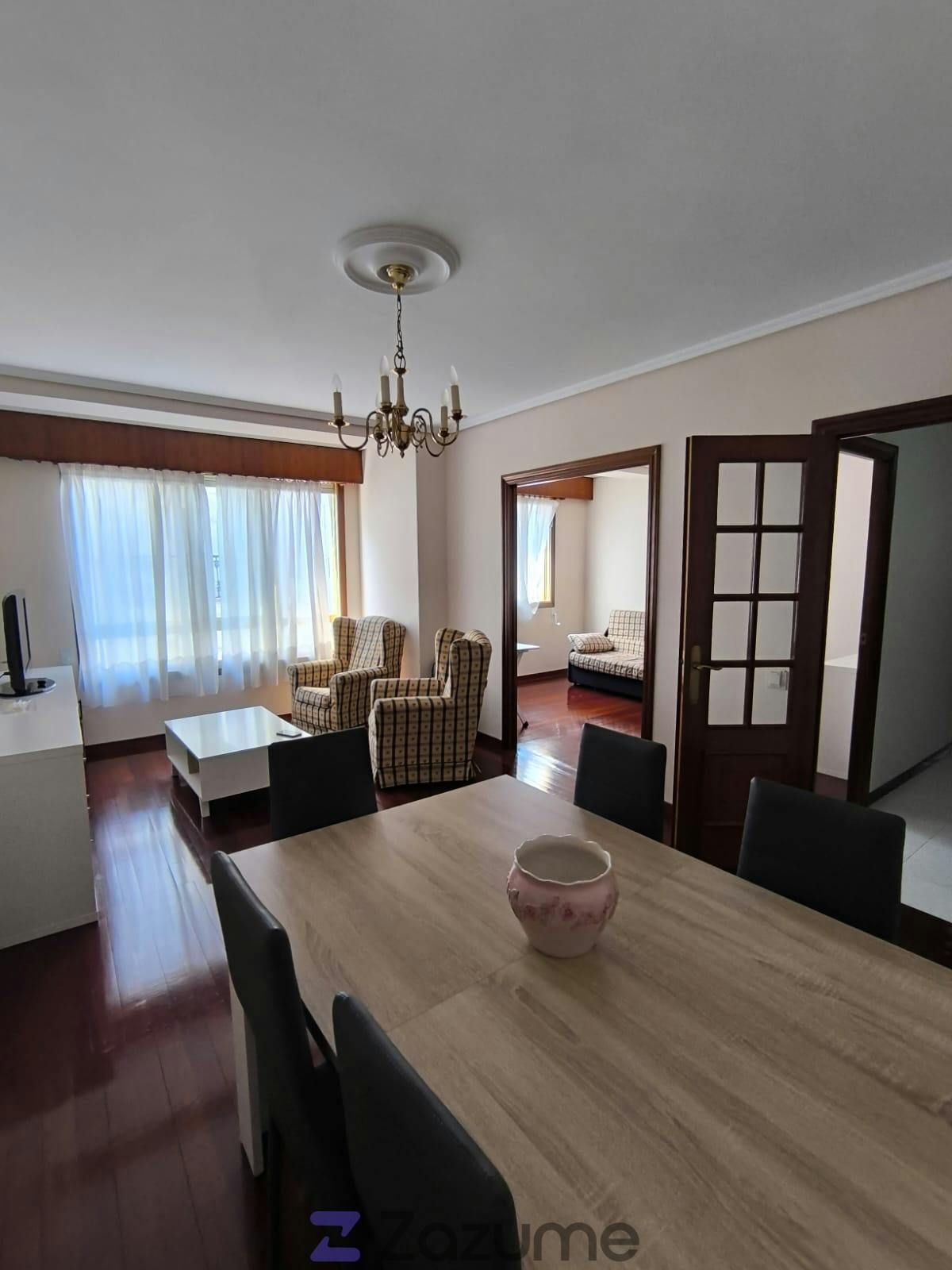 Sala d'estar de Pis de lloguer en Ferrol amb Parquet, Moblat i Forn