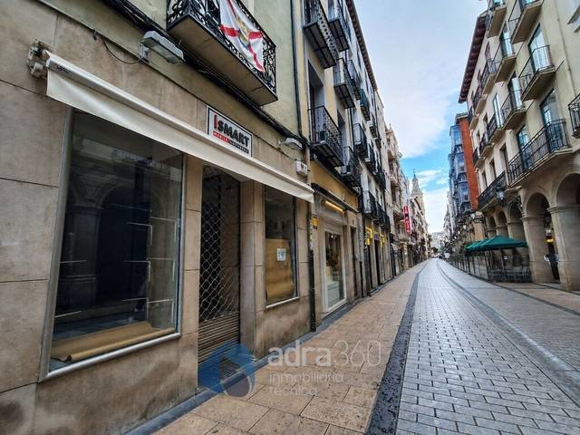 Local comercial en Alquiler en Portales en Casco Antiguo