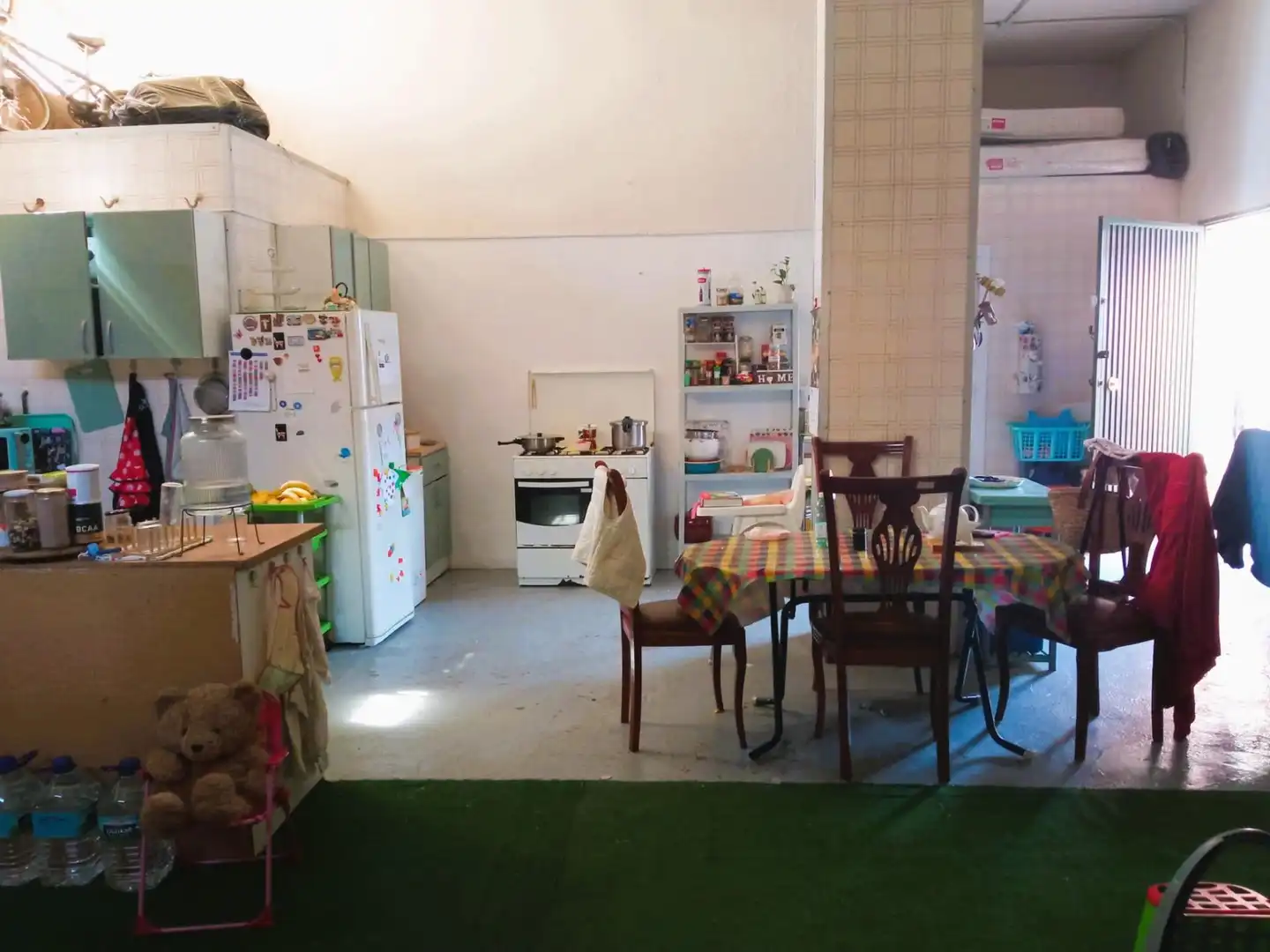 Cuina de Casa o xalet en venda en Málaga amb Jardí privat, Terrassa i Traster