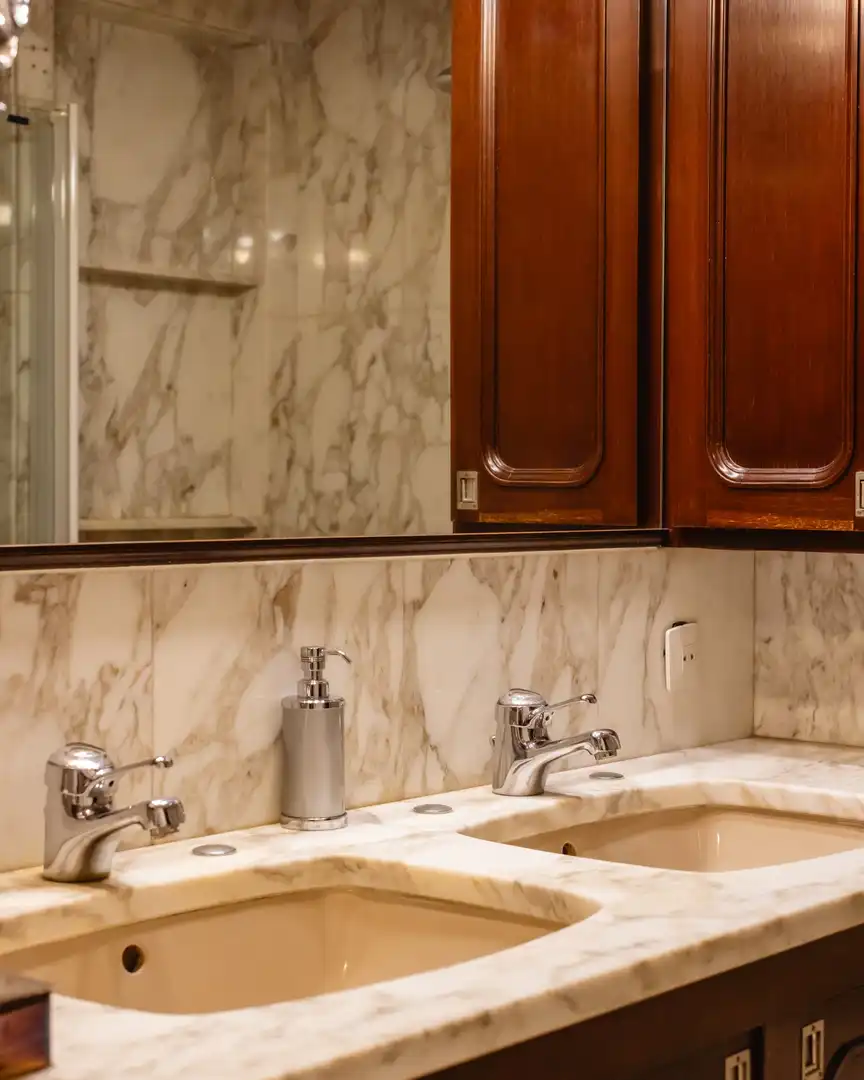 Bathroom of Flat for sale in Barcelona  with Balcony
