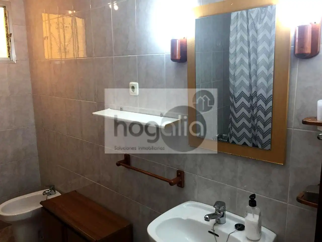 Baño de Planta baja de alquiler en Sevilla con Amueblado