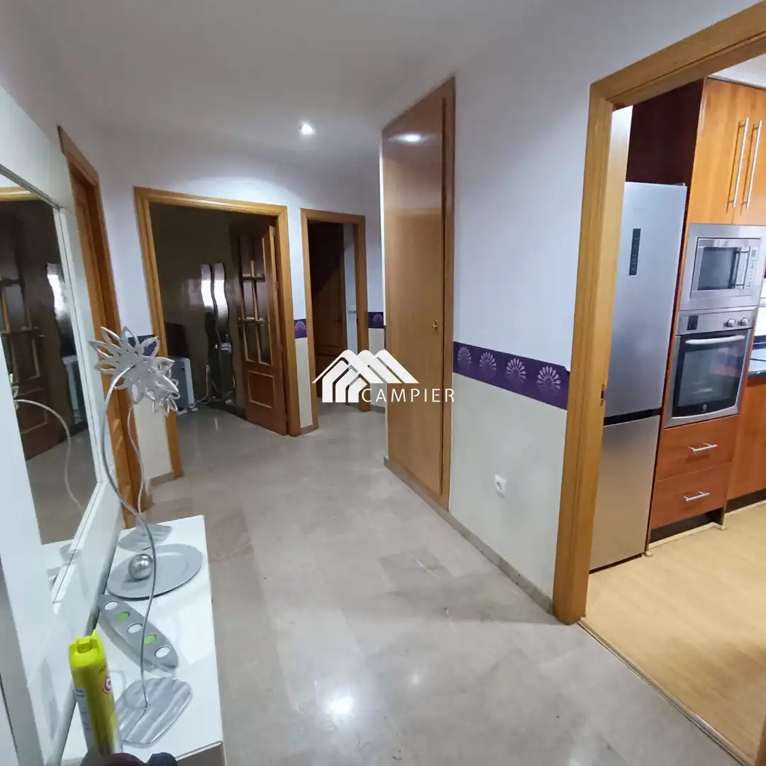 Wohnung zum Verkauf in Albacete mit Klimaanlage, Heizung und Terrasse