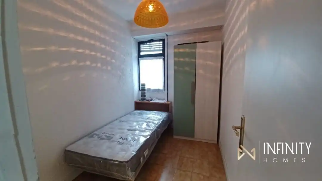 Schlafzimmer von Wohnung zur Miete in Bilbao  mit Terrasse