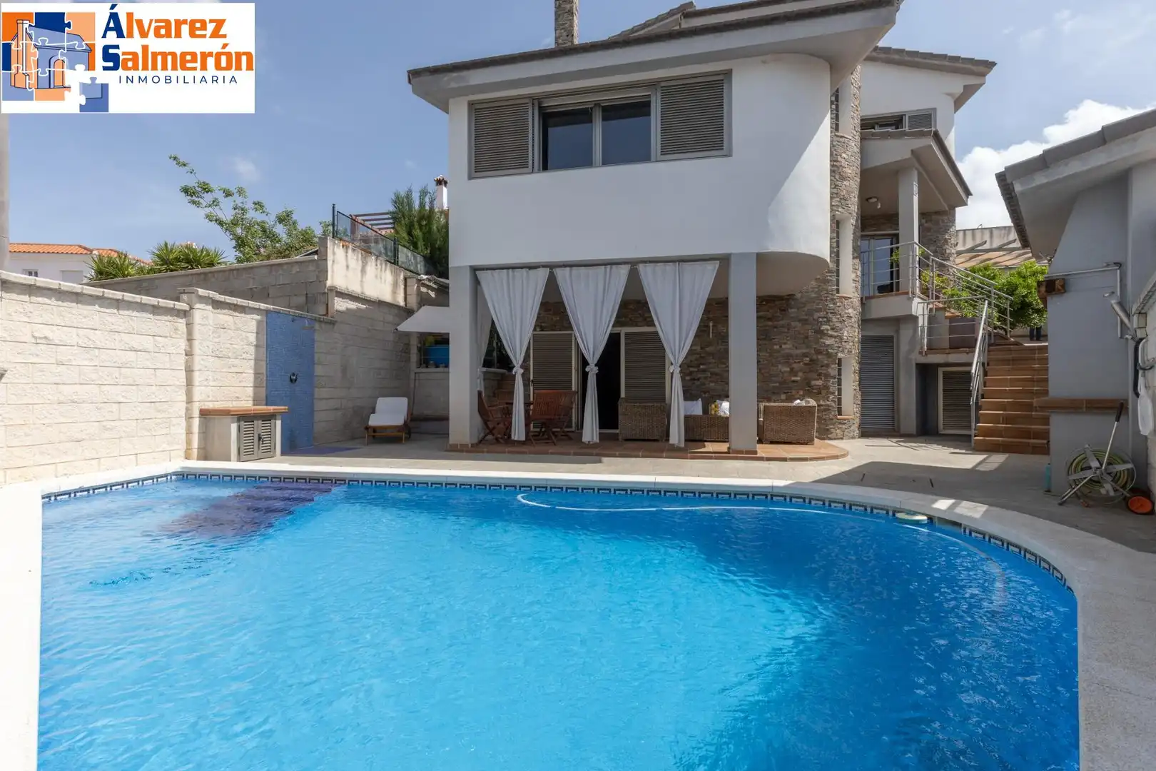 Swimming pool of Houses for sale in Alfacar  with Heating and Swimming Pool