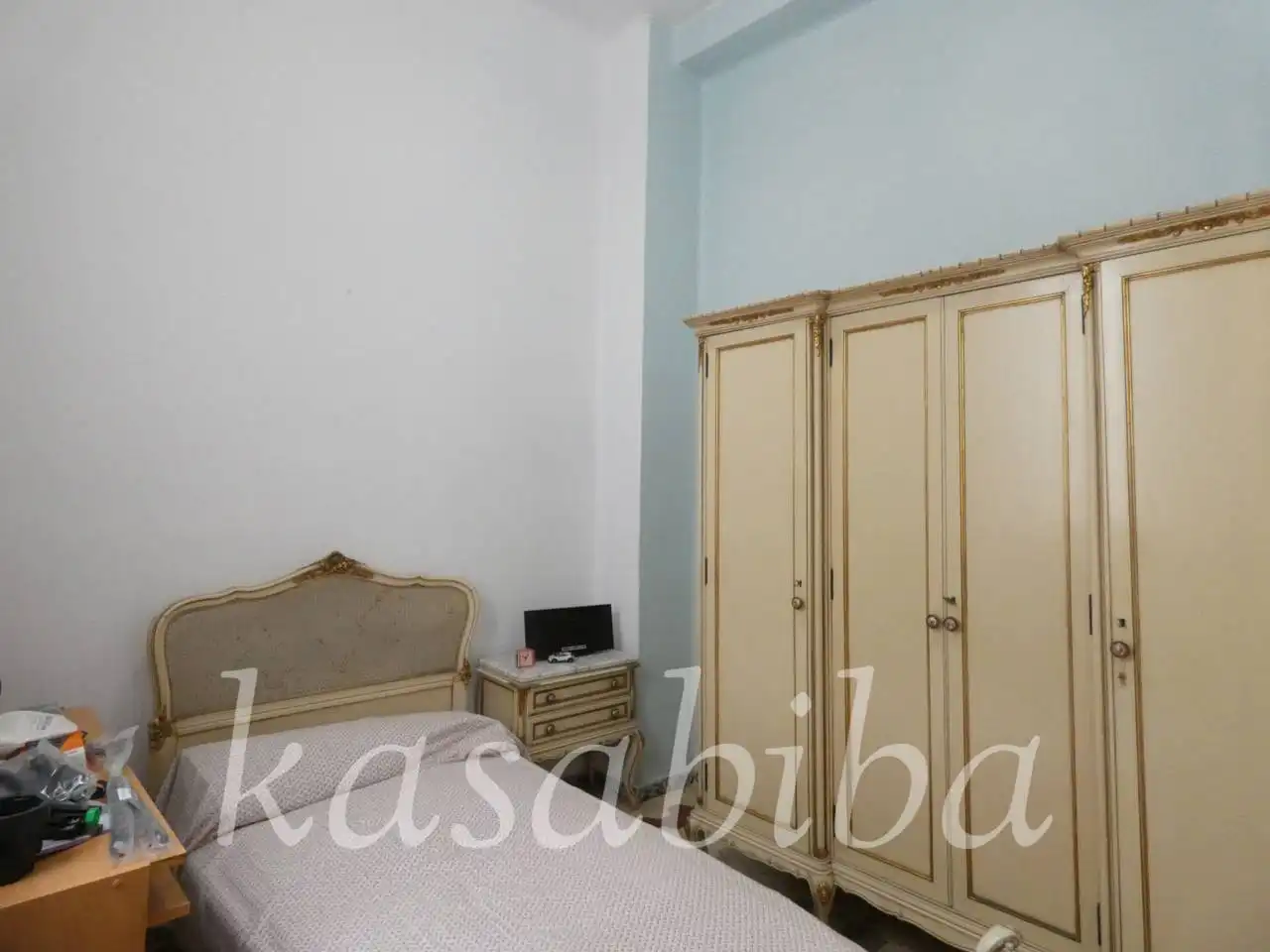 Bedroom of Flat for sale in Valencia  with Air Conditioner and Balcony