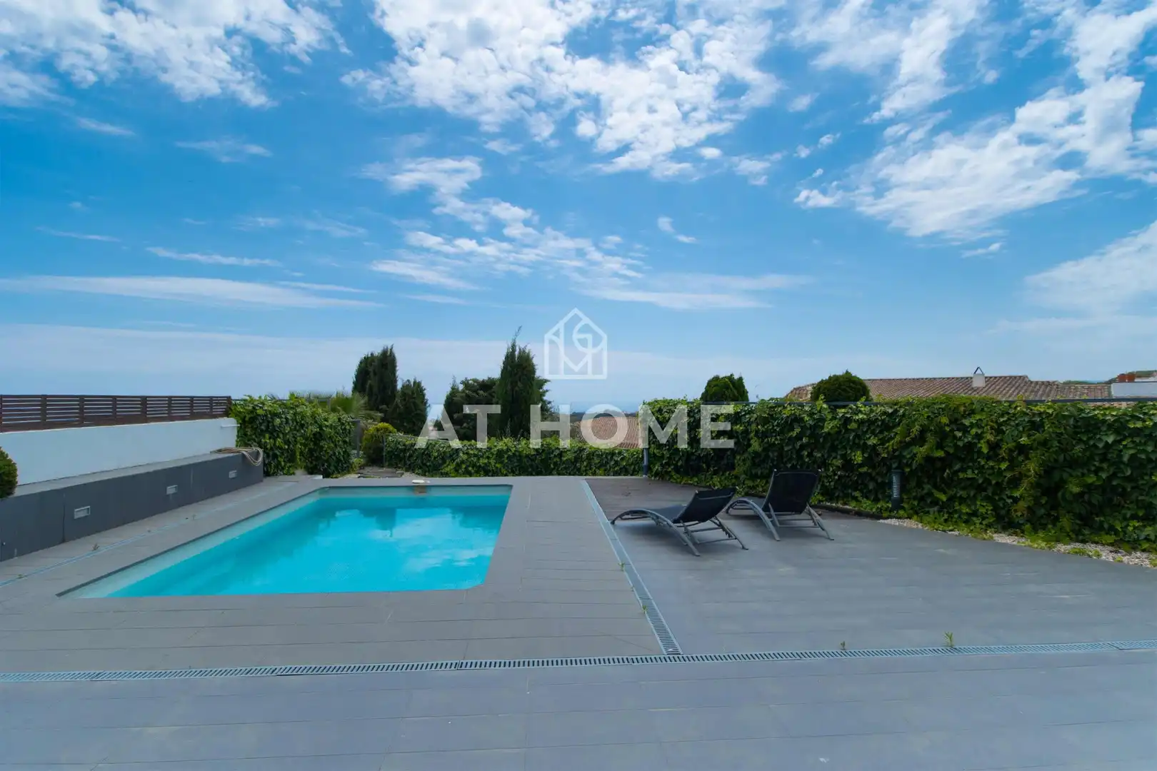 Außenansicht von Haus oder Chalet zum Verkauf in Sant Vicenç de Montalt mit Heizung, Privatgarten und Schwimmbad