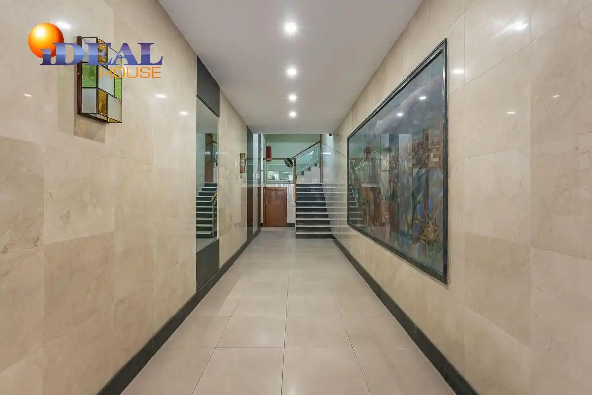 Flat with terrace for sale in Beiro, imagen 28