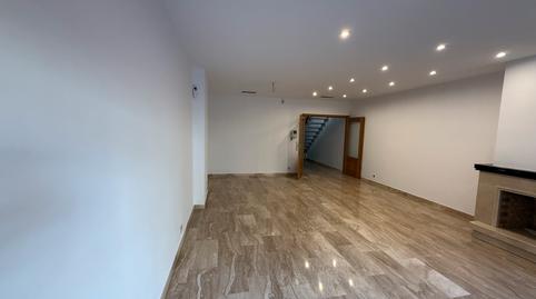 Photo 2 of Single-family semi-detached for sale in De Jaume Comas I Jo, 22, Via Europa - Parc Central, Mataró