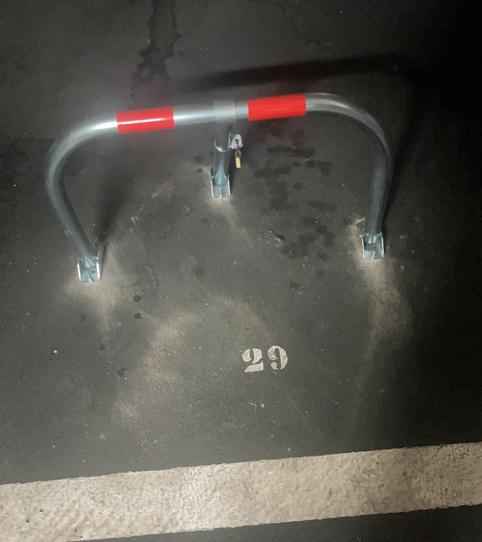 Foto 2 de Garaje de alquiler en Calle Torre de Abajo, 73, Sama, Langreo