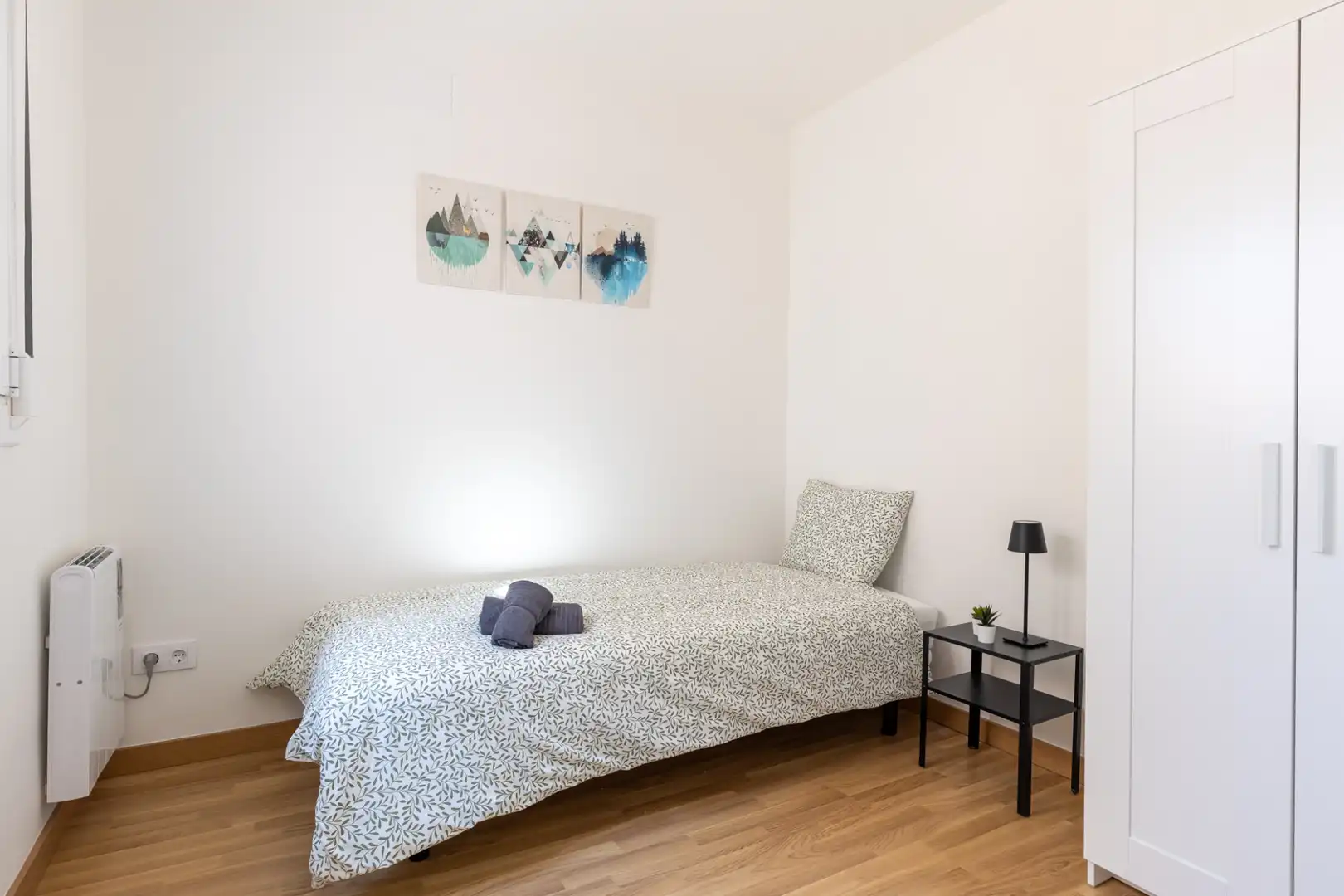 Bedroom of Flat for rent in Terrassa  with Heating, Parquet flooring and Terrace