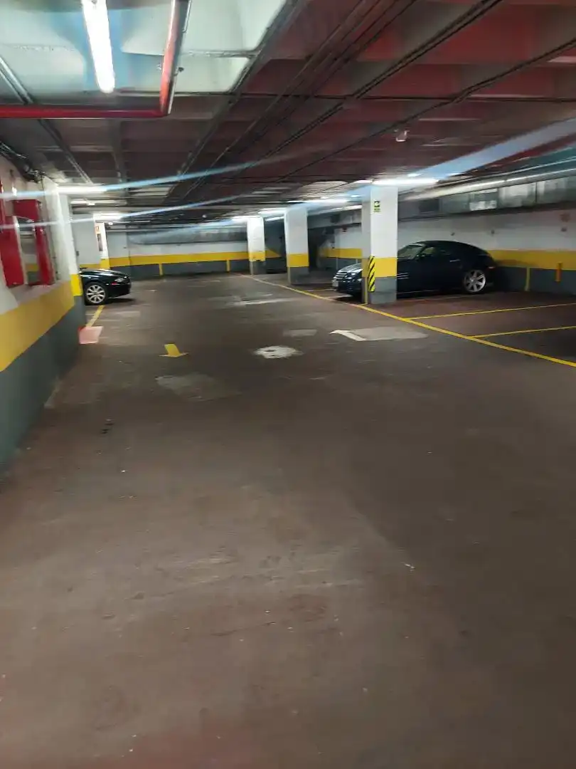 Aparcament de Garatge de lloguer en San Pablo - Santa Justa