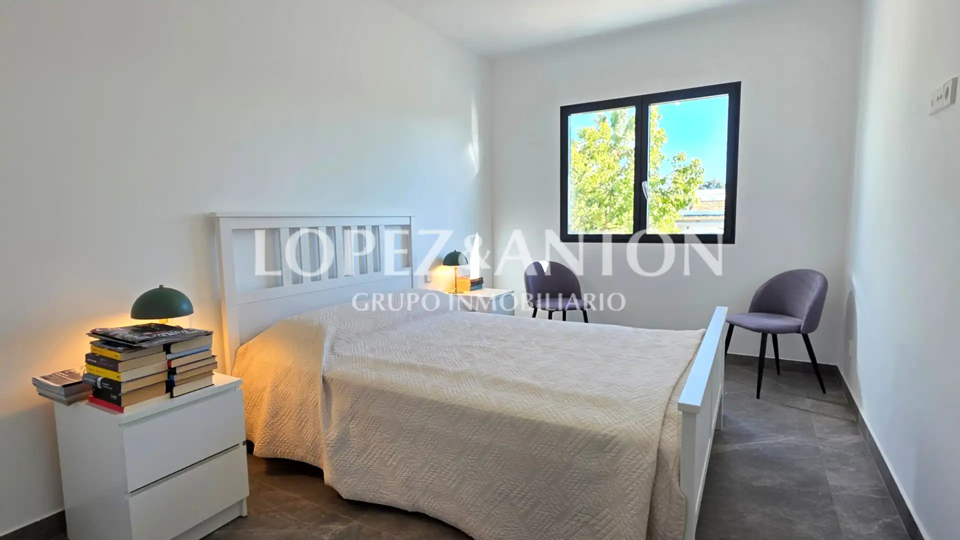 Bedroom of Houses for sale in L'Eliana  with Air Conditioner, Heating and Private garden