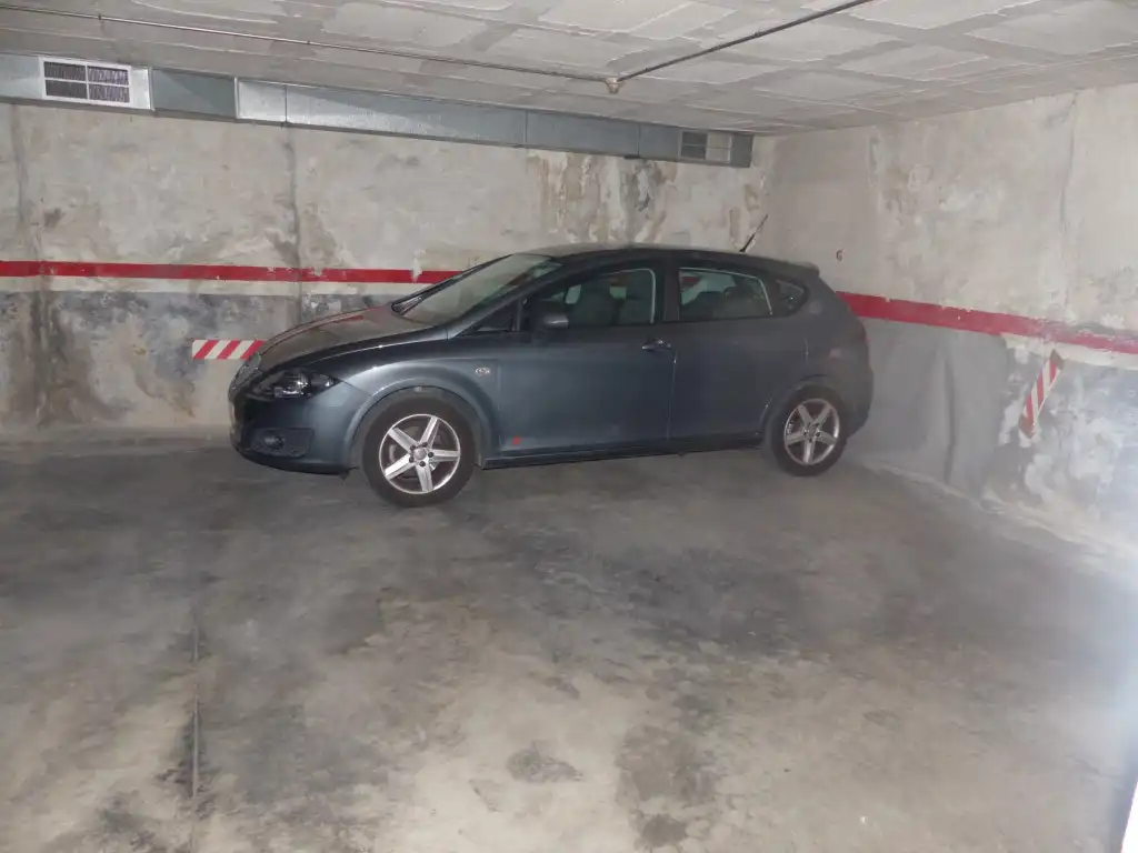 Einzelparkplatz zum Verkauf in Horta - Guinardó, imagen 6