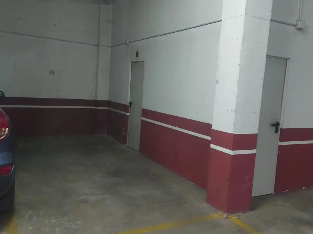 Garaje de alquiler en Barbastro