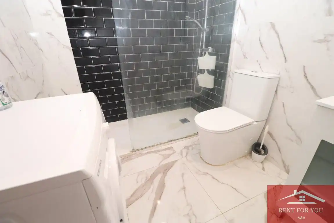Badezimmer von Haus oder Chalet zur Miete in Coín mit Klimaanlage, Terrasse und Möbliert