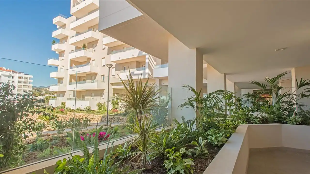 Apartament amb ascensor en venda a Nueva Andalucía, imagen 2