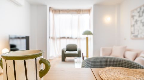 Foto 2 von Wohnung zur Miete in Calle de Isabel Clara Eugenia, 43, Sanchinarro, Madrid Capital