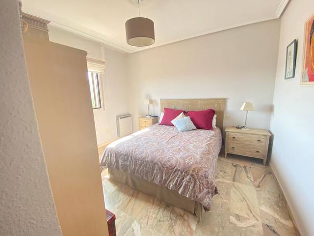 Casa-chalet en Venta en Miralvalle - Av. Virgen del Puerto - La Data