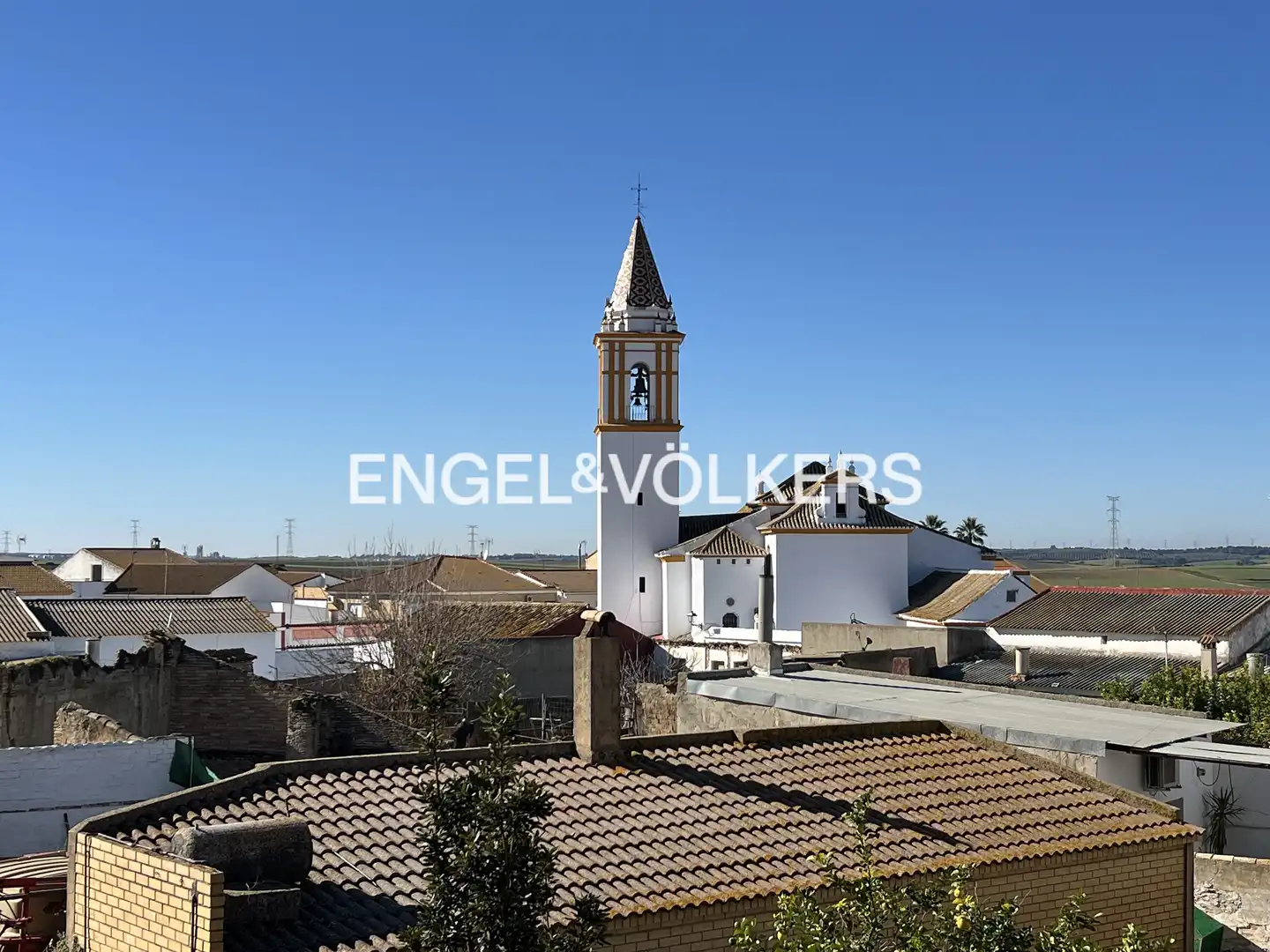 Vista exterior de Casa o xalet en venda en Villarrasa amb Calefacció, Jardí privat i Terrassa