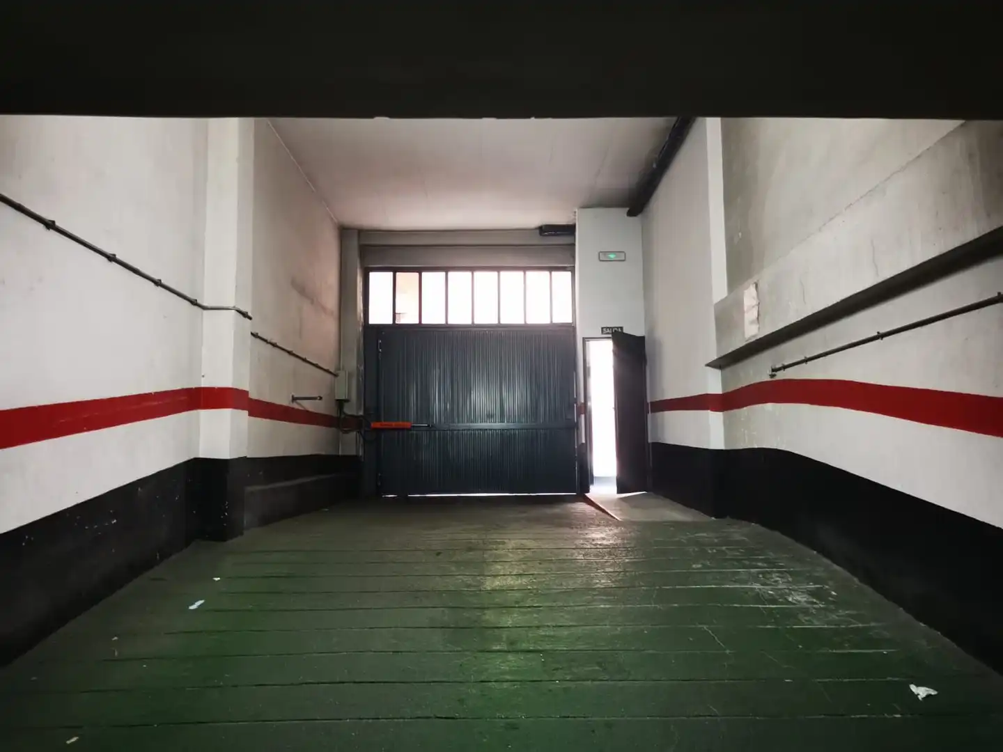 Garaje de alquiler en Calle Vitigudino, Carmelitas