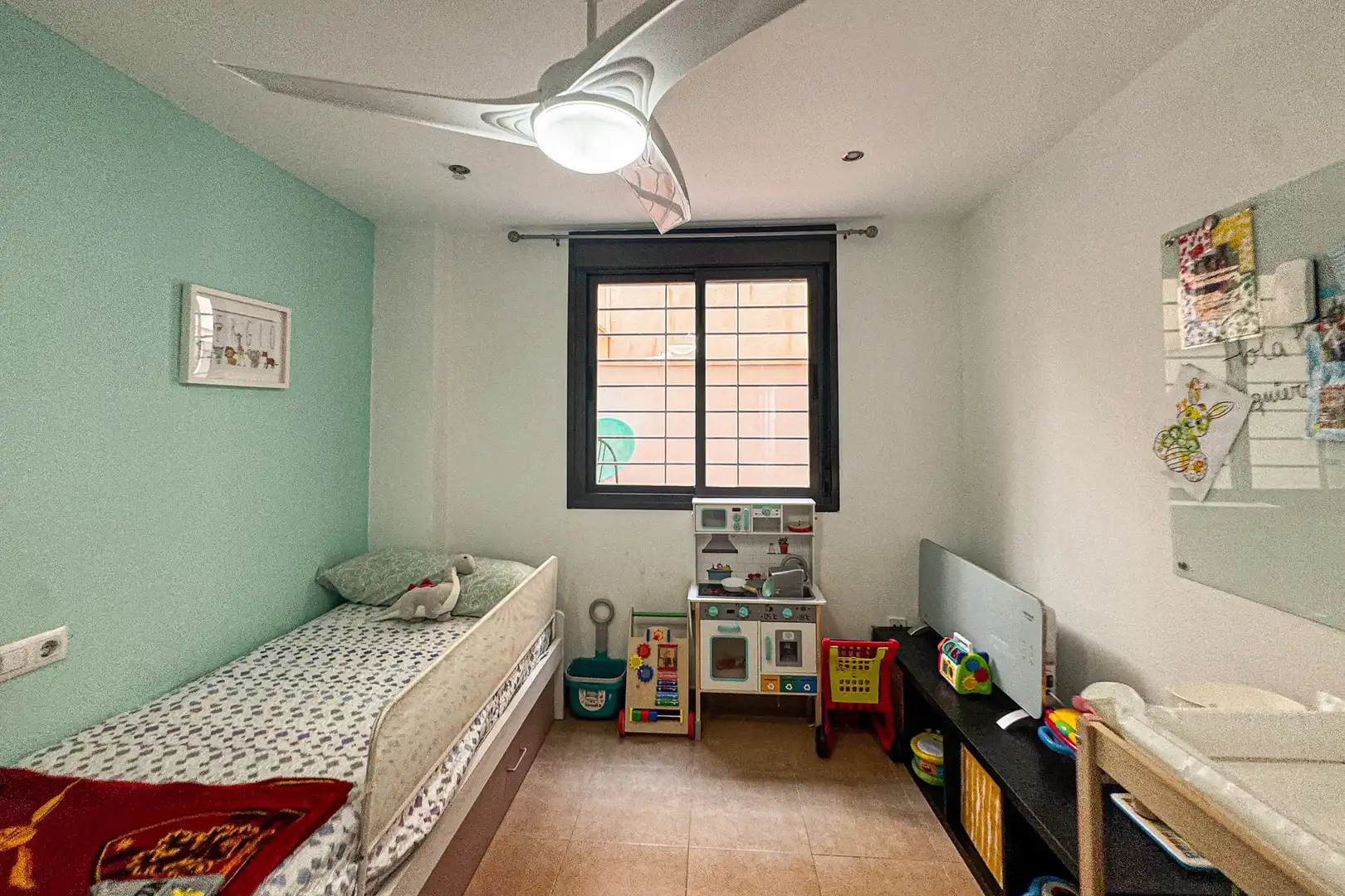 Habitación de Piso en venta en Almería con Trastero