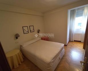 Dormitori de Pis de lloguer en  Madrid Capital amb Aire condicionat, Calefacció i Parquet