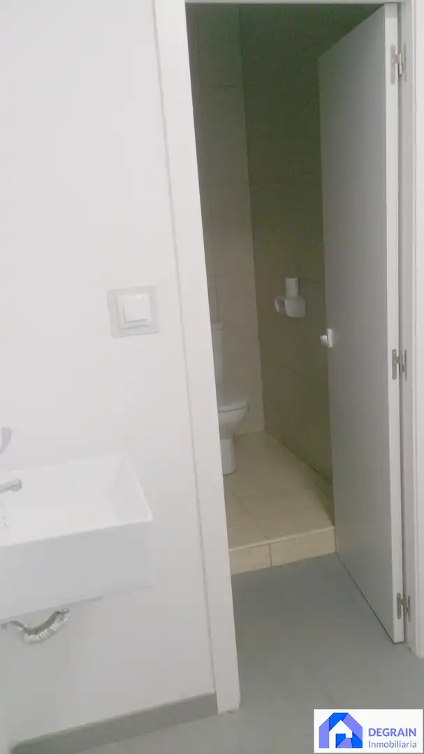Badezimmer von Geschaftsraum zur Miete in Gijón 