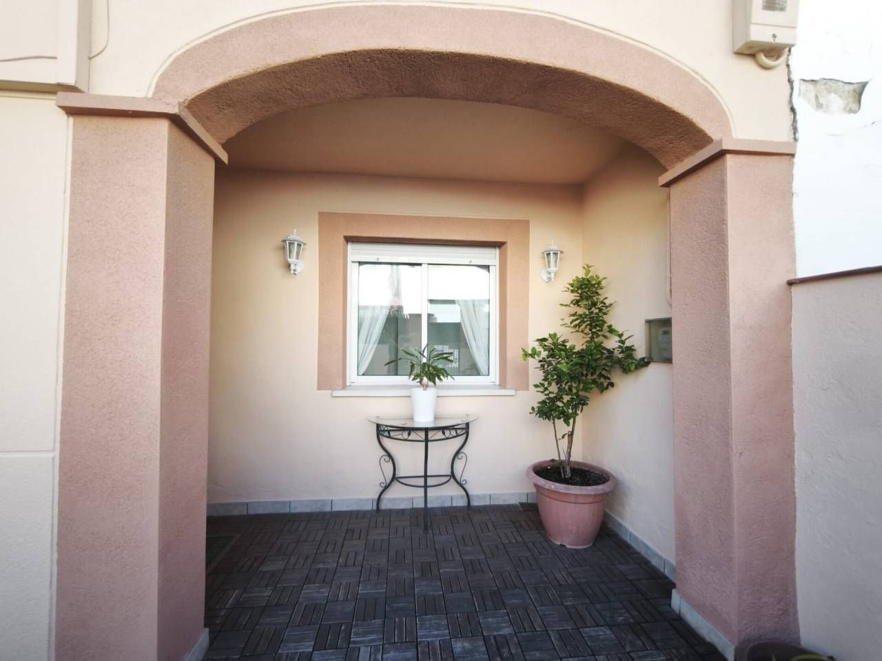 House or chalet for sale in Santa Coloma de Gramenet  with Air Conditioner, Private garden and Parquet flooring