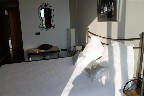 Schlafzimmer von Dachboden zur Miete in Cambrils mit Klimaanlage, Terrasse und Möbliert